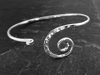 Sterling Silver Locking Swirl Bangle Bracelet