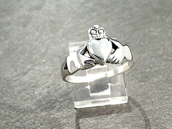 Size 7.5 Sterling Silver Claddagh Ring