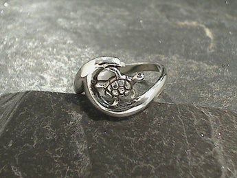 Size 7.75 Sterling Silver Sea Turtle Wave Ring