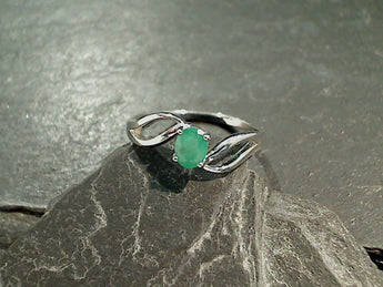 Size 7 Emerald, Rhodium Plated Sterling Ring