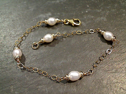 7" Pearl, Gold Filled Bracelet