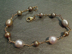 7.25" Pearl, Gold Filled Bracelet