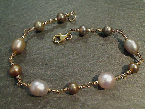 7.25" Pearl, Gold Filled Bracelet