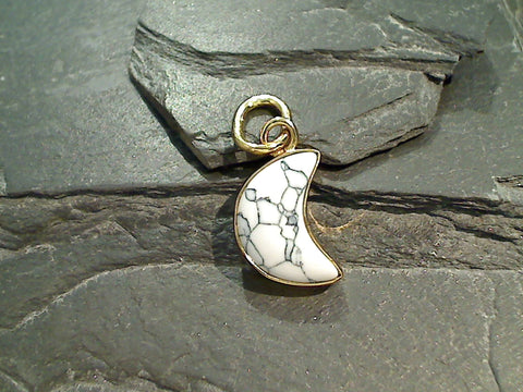 Howlite, Alchemia Mini Moon Pendant