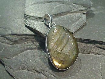 Labradorite, Sterling Silver Pendant