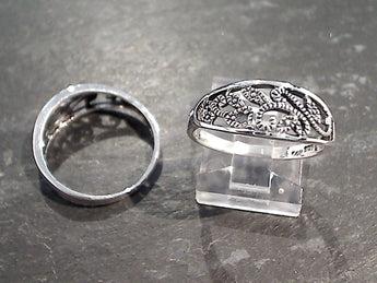 Size 7.75 Sterling Silver Ring